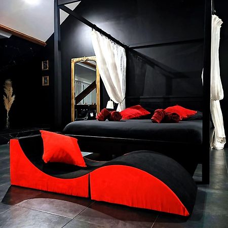 Love Room A Montargis Zewnętrze zdjęcie