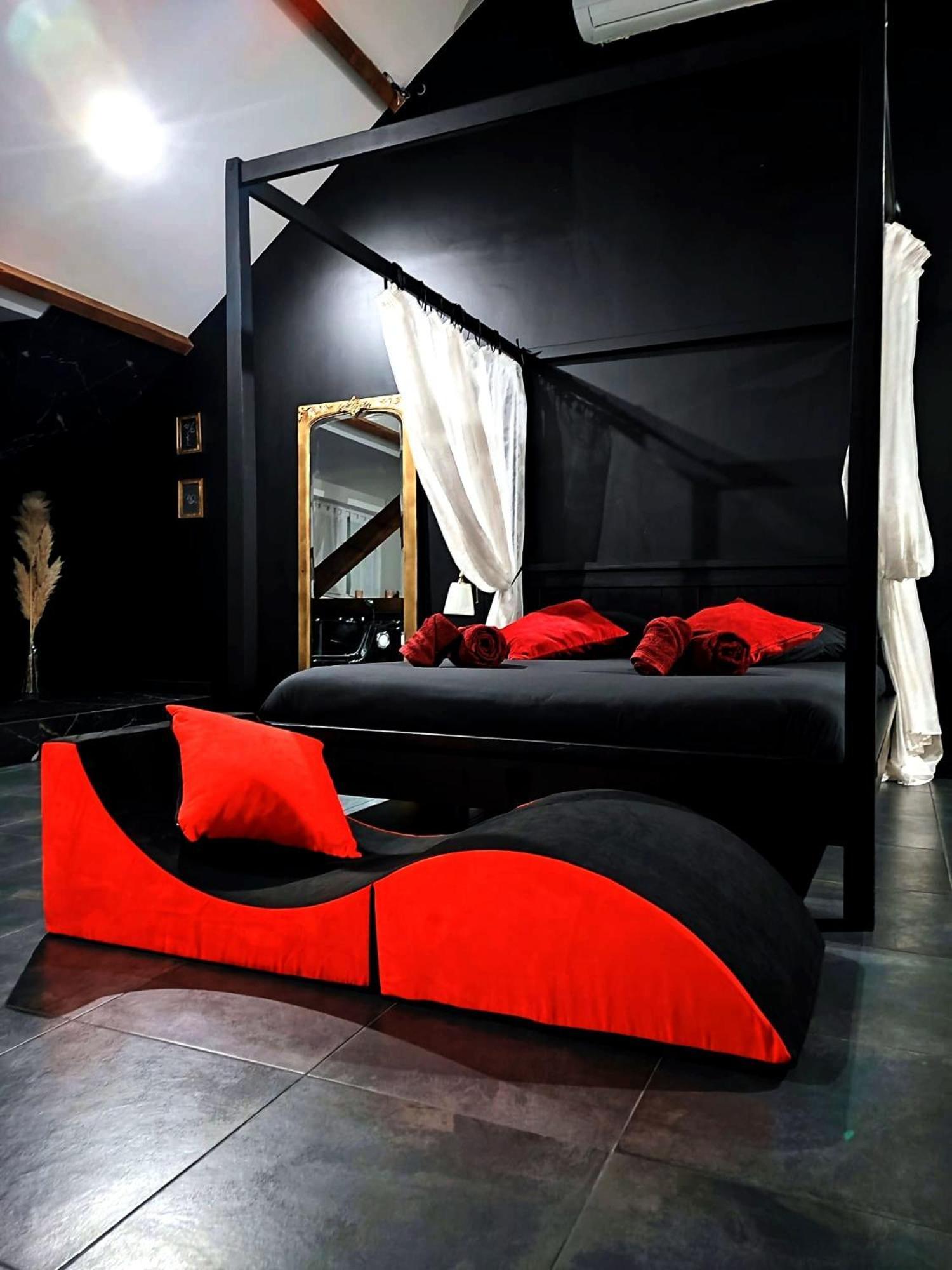 Love Room A Montargis Zewnętrze zdjęcie